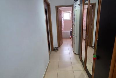 Apartament cu 2 camere decomandat în Berceni - 2