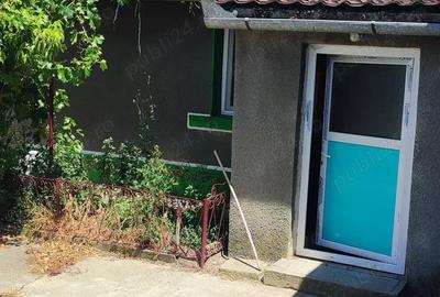 Casă cu 6 camere cu Teren 2880 Mp în Mișca - 4