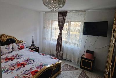 Apartament cu 3 camere în Bragadiru