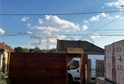 Casă cu Teren 3 Mp în Tinca