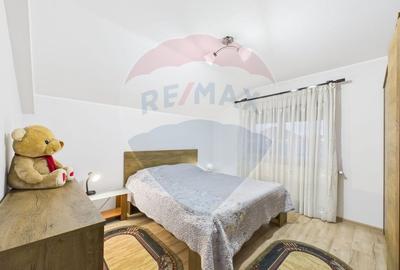 Casă individuală cu 5 camere cu Teren 300 Mp în Central - 11