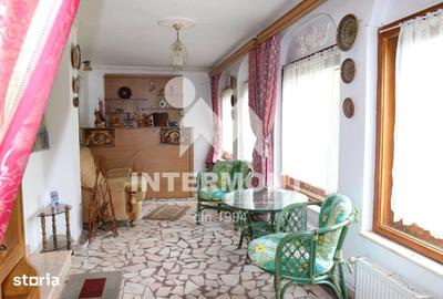 Apartament cu 4 camere în Central - 7