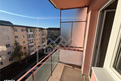 Apartament cu 3 camere semidecomandat în Cristian - 11