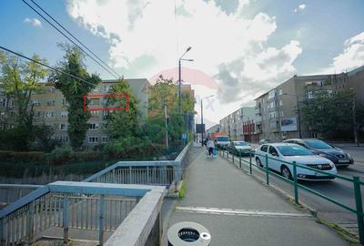 Apartament 3 camere, ultracentral, pod Decebal, et. 3, de vanzare - 13