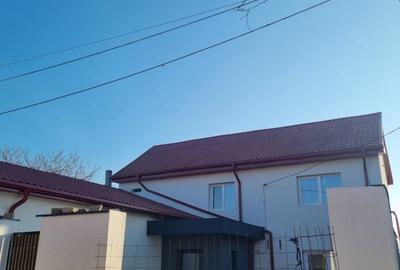 Casă individuală cu 5 camere cu Canalizare în Centrul Vechi - 3