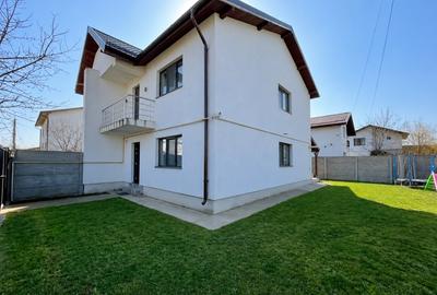 Casă cu 4 camere cu Teren 230 Mp în Berceni