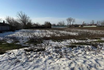 Teren de 3200 mp, în Grivița - 1