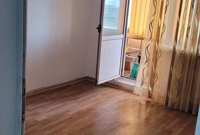 Apartament cu 3 camere decomandat în Tineretului - 2