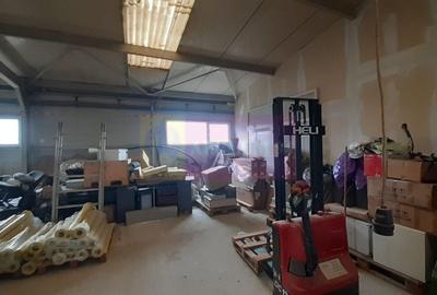 Spațiu industrial, de 1,250 mp, în 1 Decembrie - 44