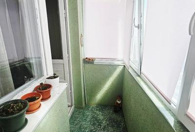 Vânzare apartament 3 camere | Zona Vest – Lămâița | Etaj 10/10 - 5