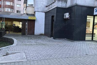 Spațiu comercial, de 210 mp, în Traian - 1