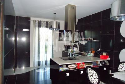 Casă individuală cu 5 camere cu Canalizare în Dâmbul Rotund - 4