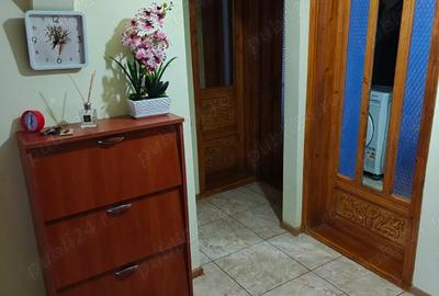 Apartament 3 camere mobilat decomandat - 2