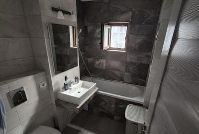 Apartament cu 2 camere decomandat, mobilat în Far