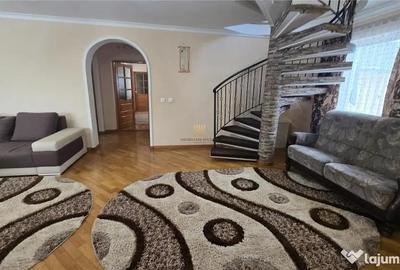 Casă cu 5 camere cu Teren 2800 Mp în Măriței - 14