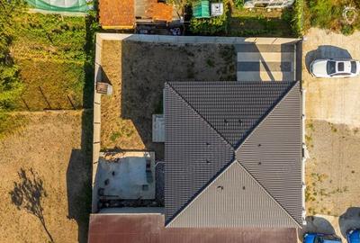 Casă cu 5 camere cu Canalizare în Funcționarilor - 3