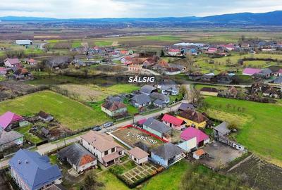 Casă cu 3 camere cu Teren 682 Mp în Sălsig - 12