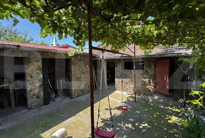 Casa individuala spa?ioasa, situata in ora?ul Teiu? - 8