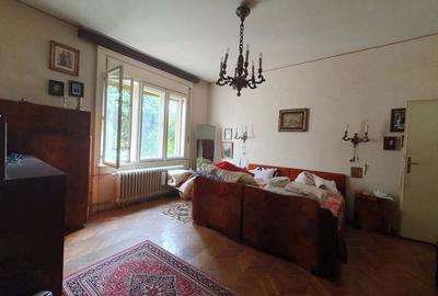 Vila cu trei apartamente,zona Olimpia - 3