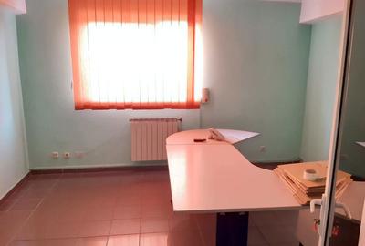 Spațiu comercial, de 4,000 mp, în Alparea - 8