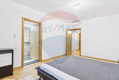 Casă cu 6 camere cu Teren 30 Mp în Nord