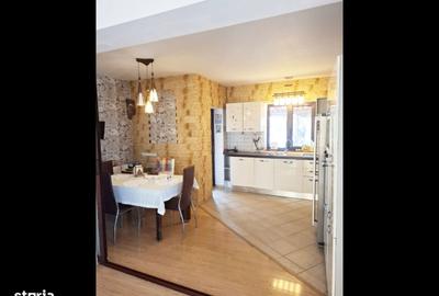 Casă cu 4 camere cu Teren 340 Mp în Central - 6