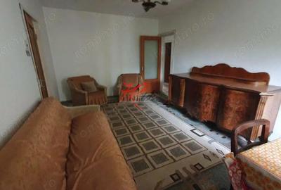 Vanzare apartament 3 camere Tei cu centrala - 1