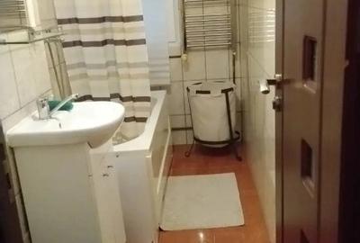 Brancoveanu etaj 7 decomandat - 1