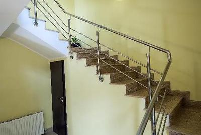 Casă cu 6 camere cu Teren 383 Mp în Central - 9