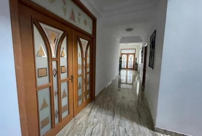 Casă cu 8 camere cu Teren 200 Mp în Antiaeriană - 7