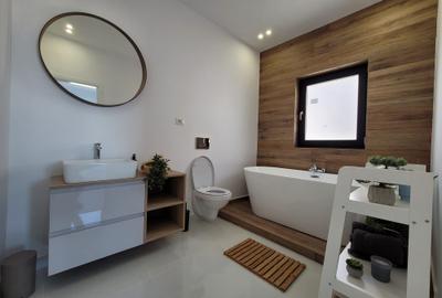 Casă individuală cu 4 camere cu Canalizare în Tunari - 9