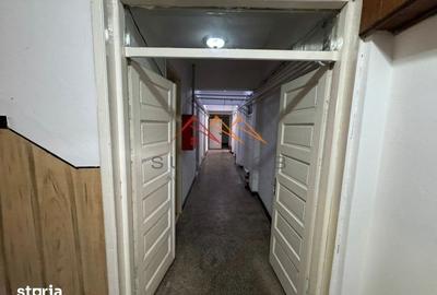 Spațiu comercial, de 1,500 mp, în Central - 1
