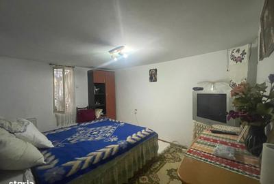 Casă cu 4 camere cu Teren 343 Mp în Central - 5