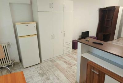 Garsonieră semidecomandată în Calea București - 1