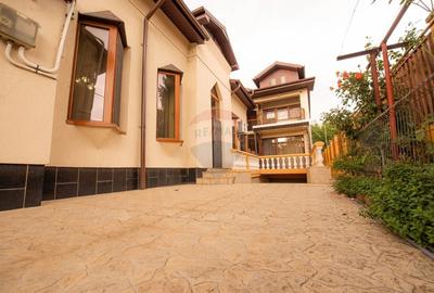 Casa / Vila cu piscina, 6 camere de vanzare in zona Central - 26