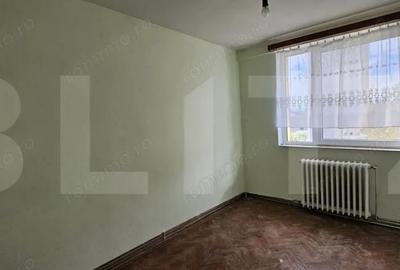 Apartament cu 2 camere decomandat în Simeria - 1