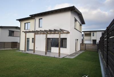 Casa finisata, partial mobilata, la superpret - cartier nou in Dezmir - 5