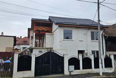 Casa de vanzare in Campulung Muscel - 2