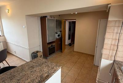 Apartament cu 2 camere decomandat în Nerva Traian