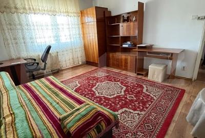 Apartament cu 2 camere semidecomandat, mobilat în Gemenii
