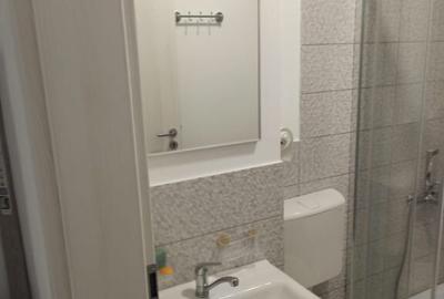 Garsonieră decomandată în Central - 8