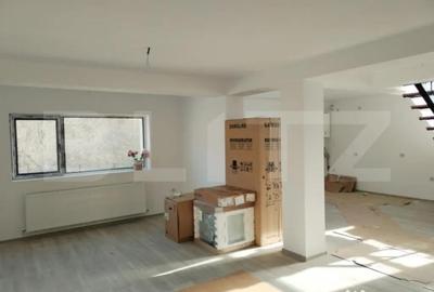 Casă cu 7 camere cu Teren 600 Mp în Central - 2