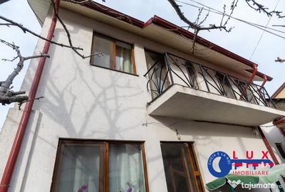 Casă cu 4 camere cu Teren 108 Mp în Pelican - 1
