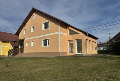 Casă cu 5 camere cu Teren 560 Mp în Central - 5