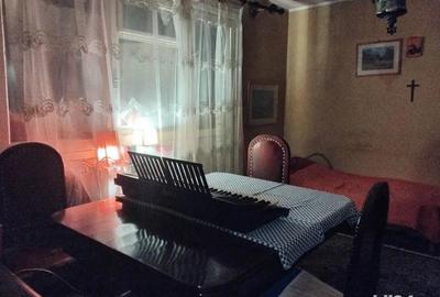 Apartament cu 3 camere decomandat în Șagului