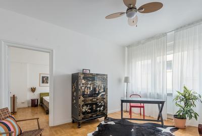 Apartament cu 3 camere semidecomandat, mobilat în Batistei