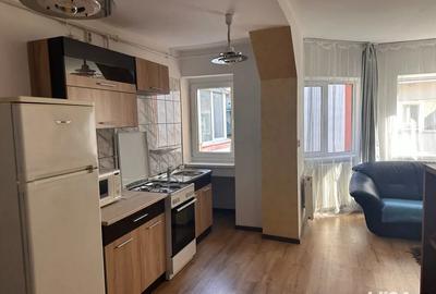 Apartament 2 camere Piata Muncii, 1 min metrou, parcare acoperita, zugravit, centrala Apartament 2 camere Piata Muncii, 1 min metrou, parcare acoperita, zugravit, centrala - 2