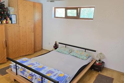 Casă cu 5 camere cu Teren 1054 Mp în Zăvoi - 15