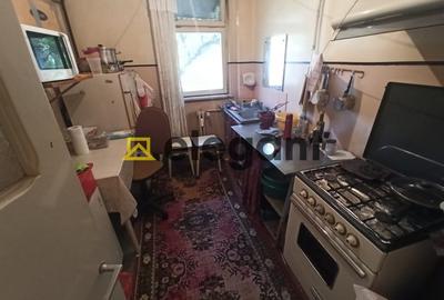 Apartament cu 3 camere semidecomandat, mobilat în Calea București - 3