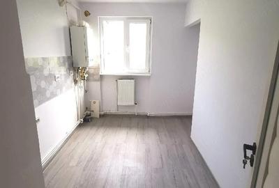 Apartament cu 2 camere decomandat în Central - 4